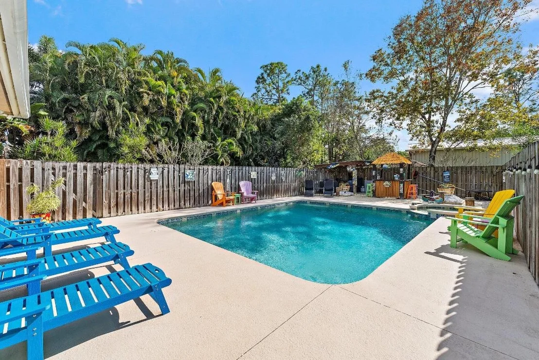 Photo of 16490 130th Avenue N