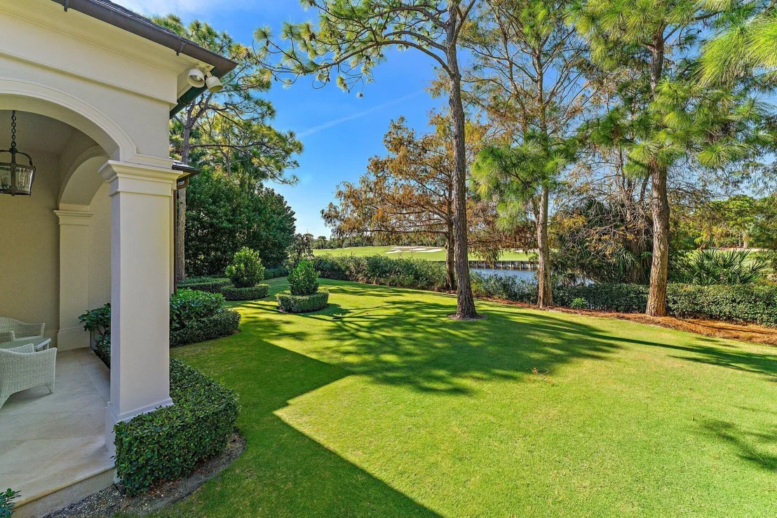 Photo of 146 Bears Club Drive