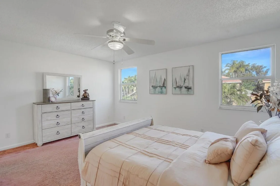 Photo of 7039 Middlebury Drive