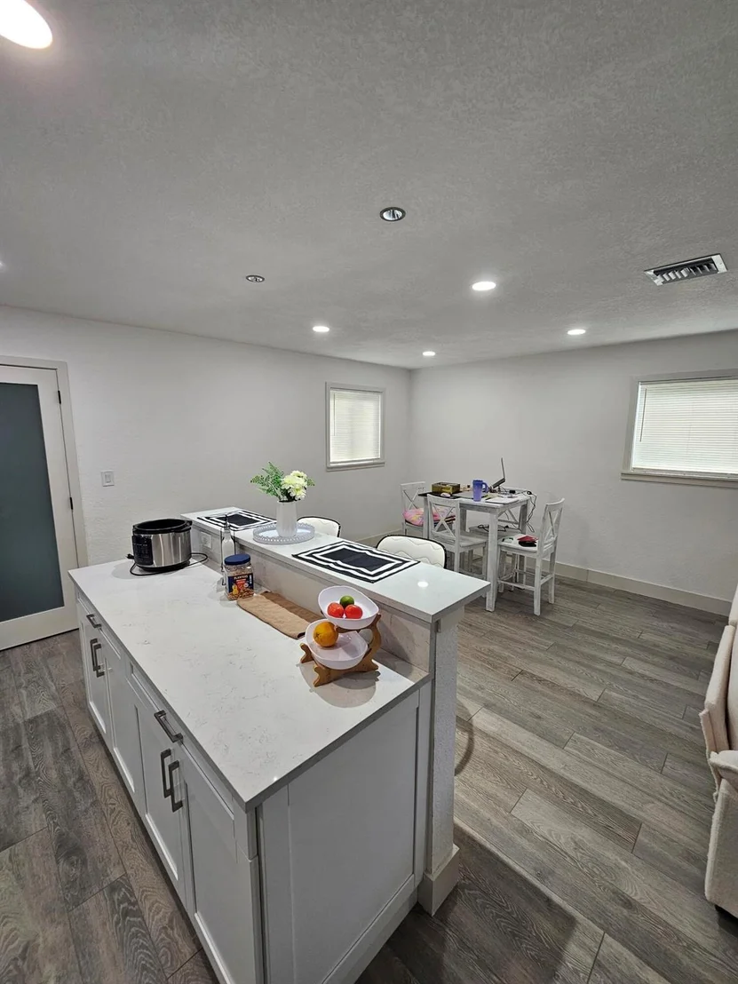 Photo of 7860 NE 16th Street