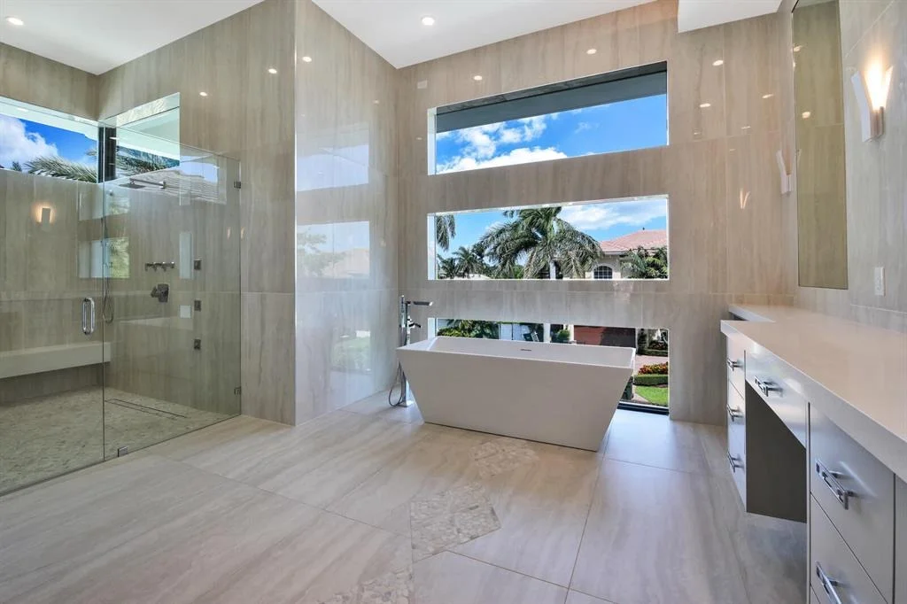 Photo of 960 Banyan Drive
