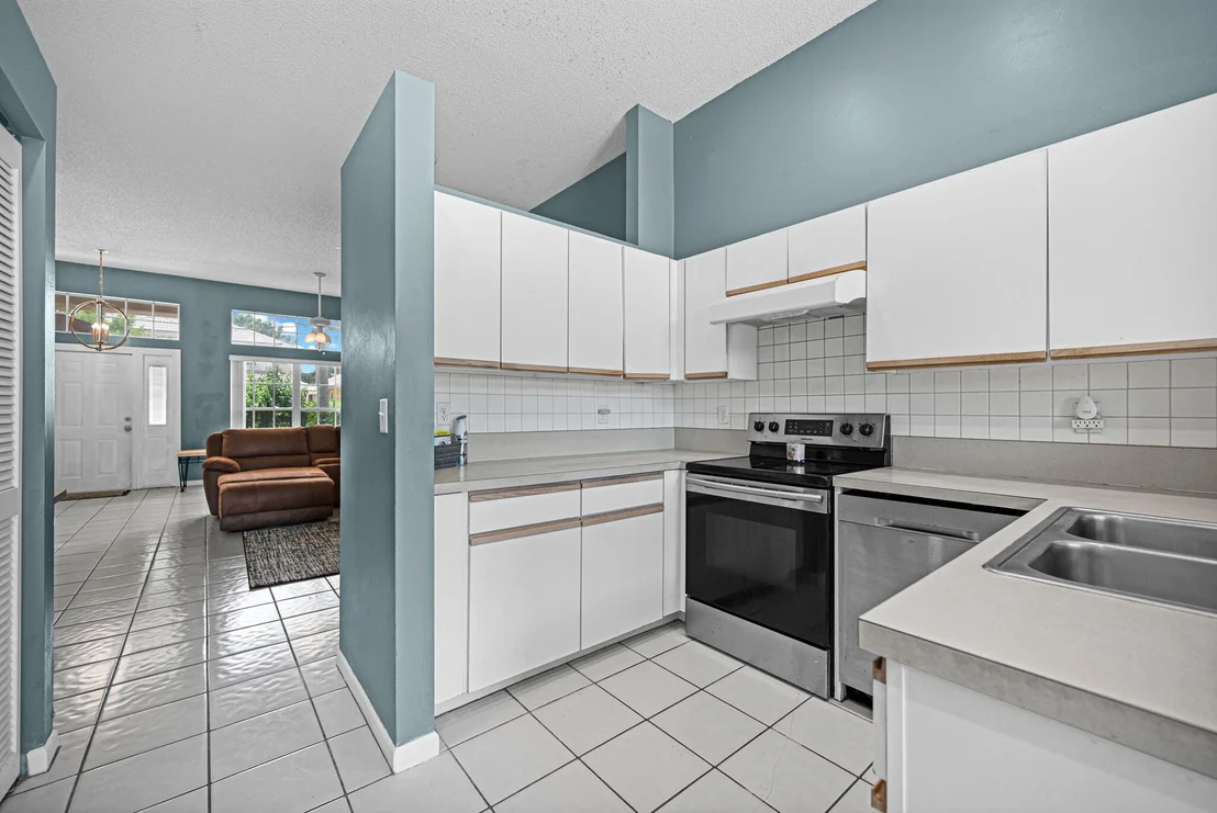 Photo of 2656 NW 68TH Avenue