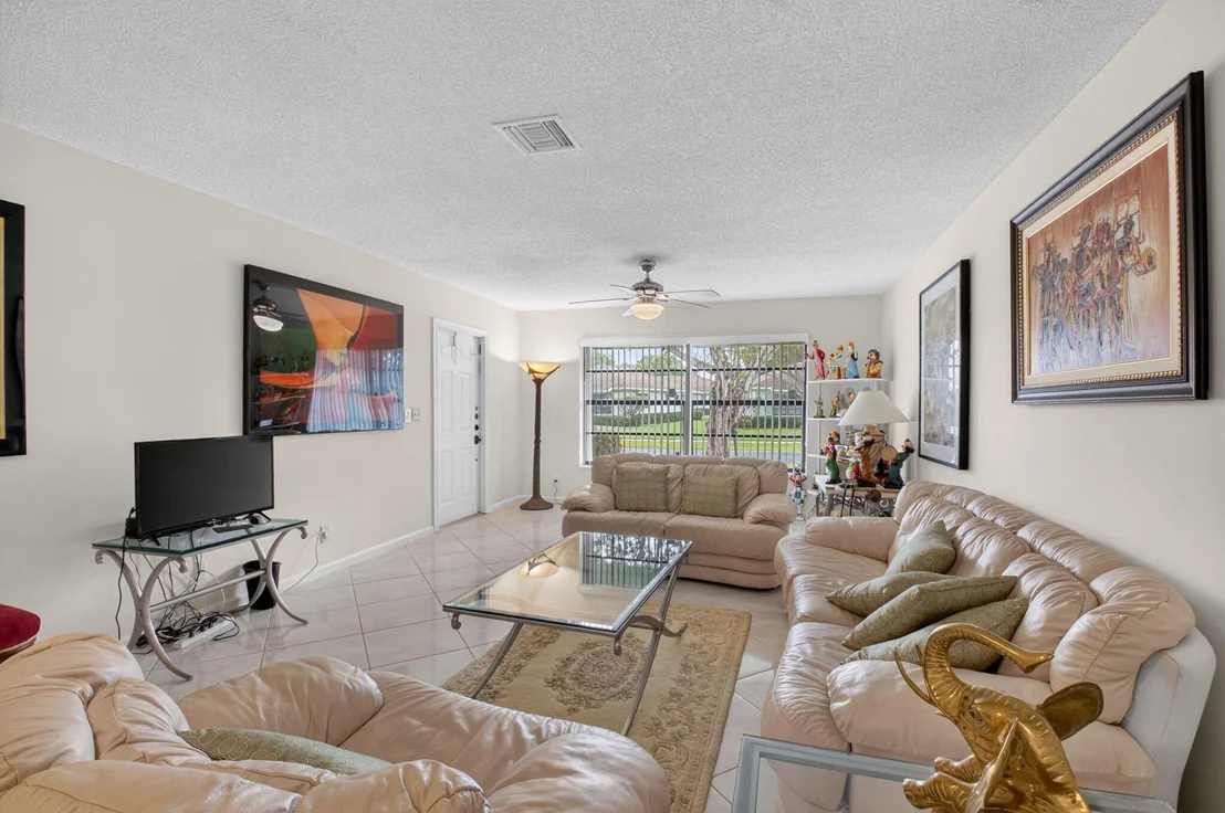 Photo of Unit A at 4335 Pear Tree Circle