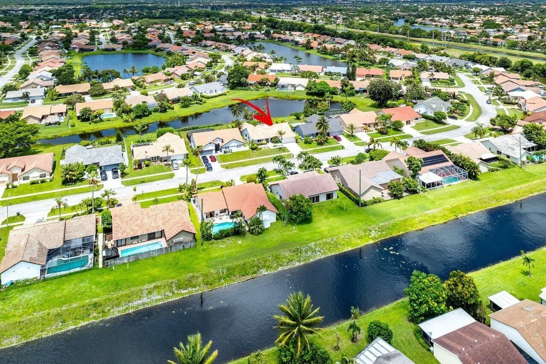 Photo of 9439 Sun Pointe Drive