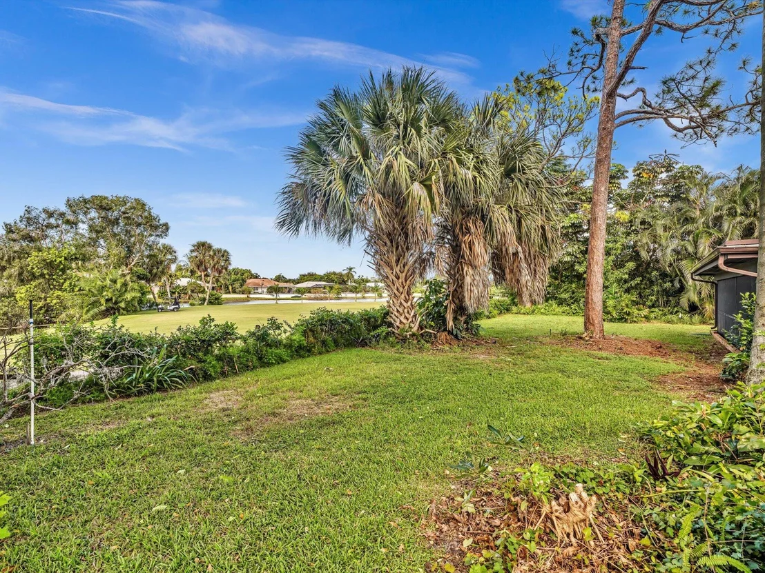 Photo of 3537 Lakeview Drive