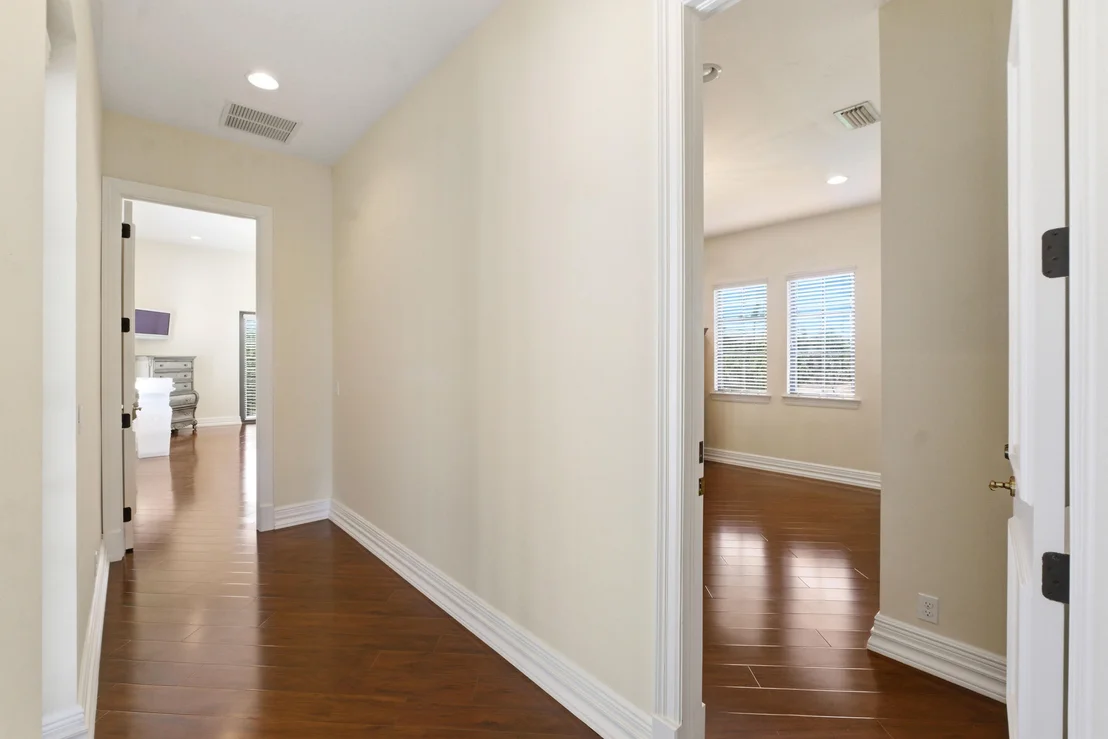 Photo of 8289 Emerald Avenue