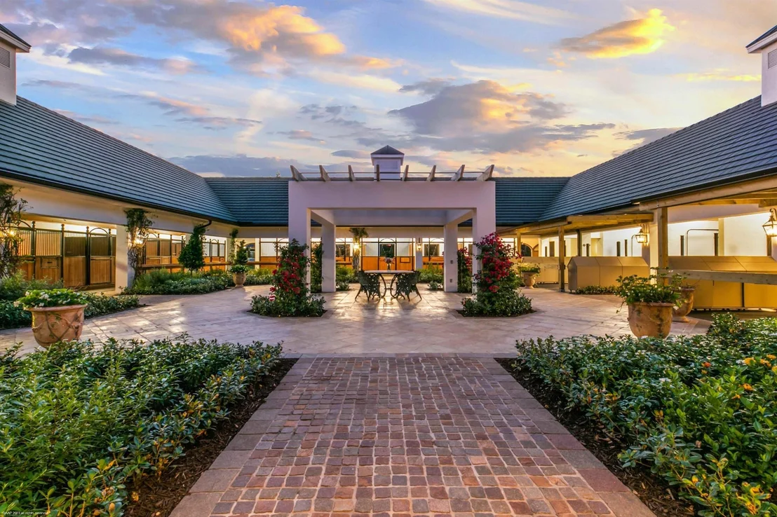 Photo of 3585 Olde Hampton Drive