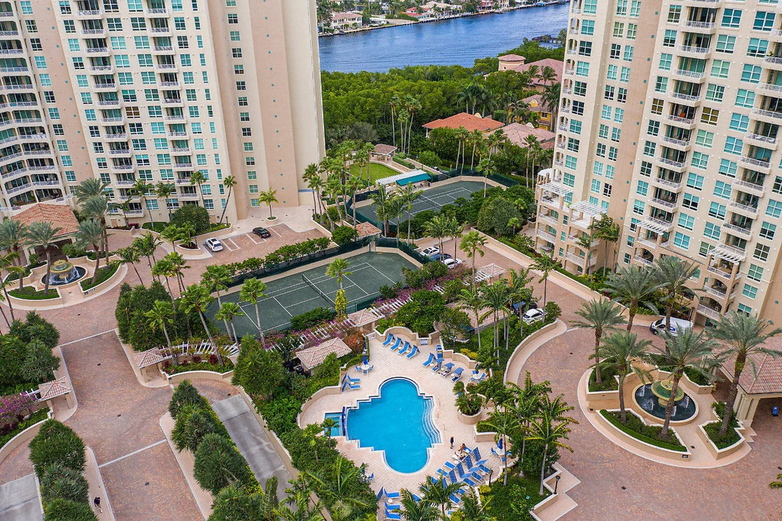 Photo of Unit 310 at 3720 S Ocean Boulevard