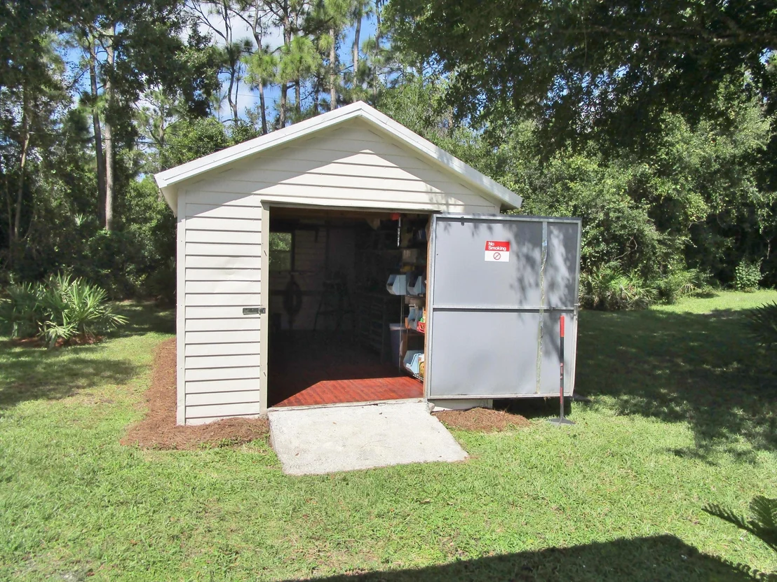 Photo of 541 SE 35th Terrace