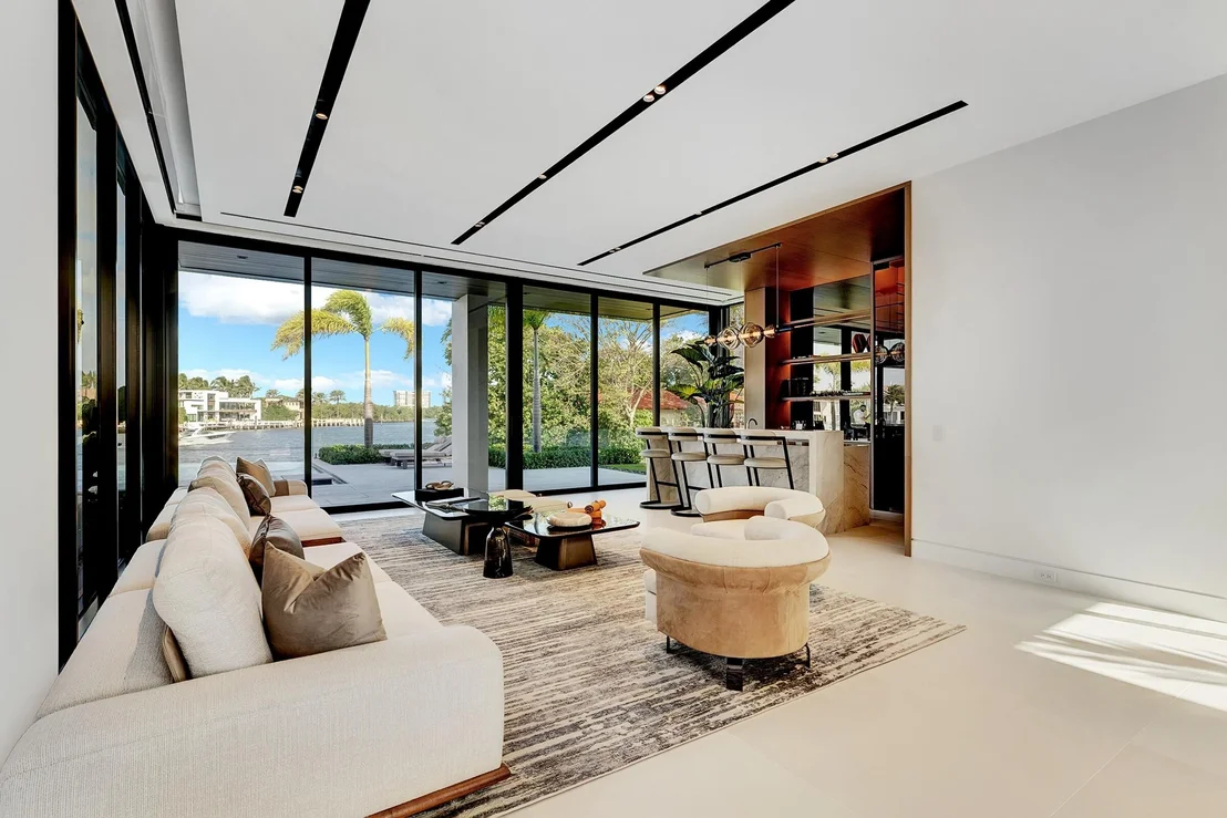Photo of 829 Orchid Drive