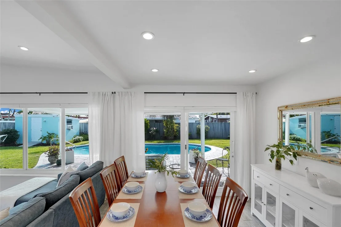 Photo of 17 SE 9th Avenue