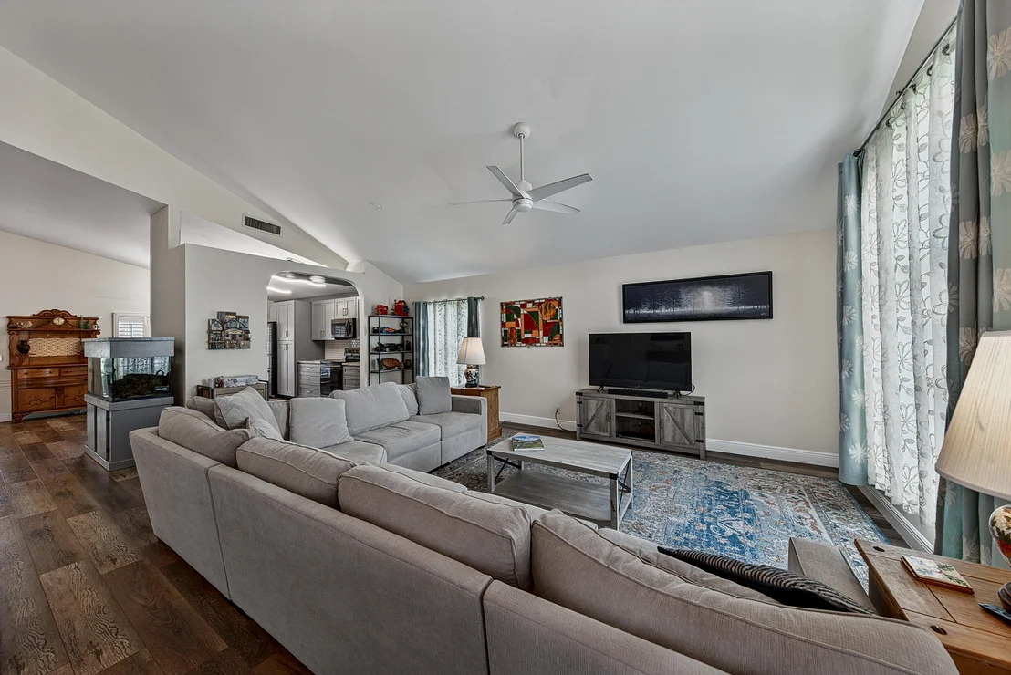 Photo of 126 HAMMOCKS Drive