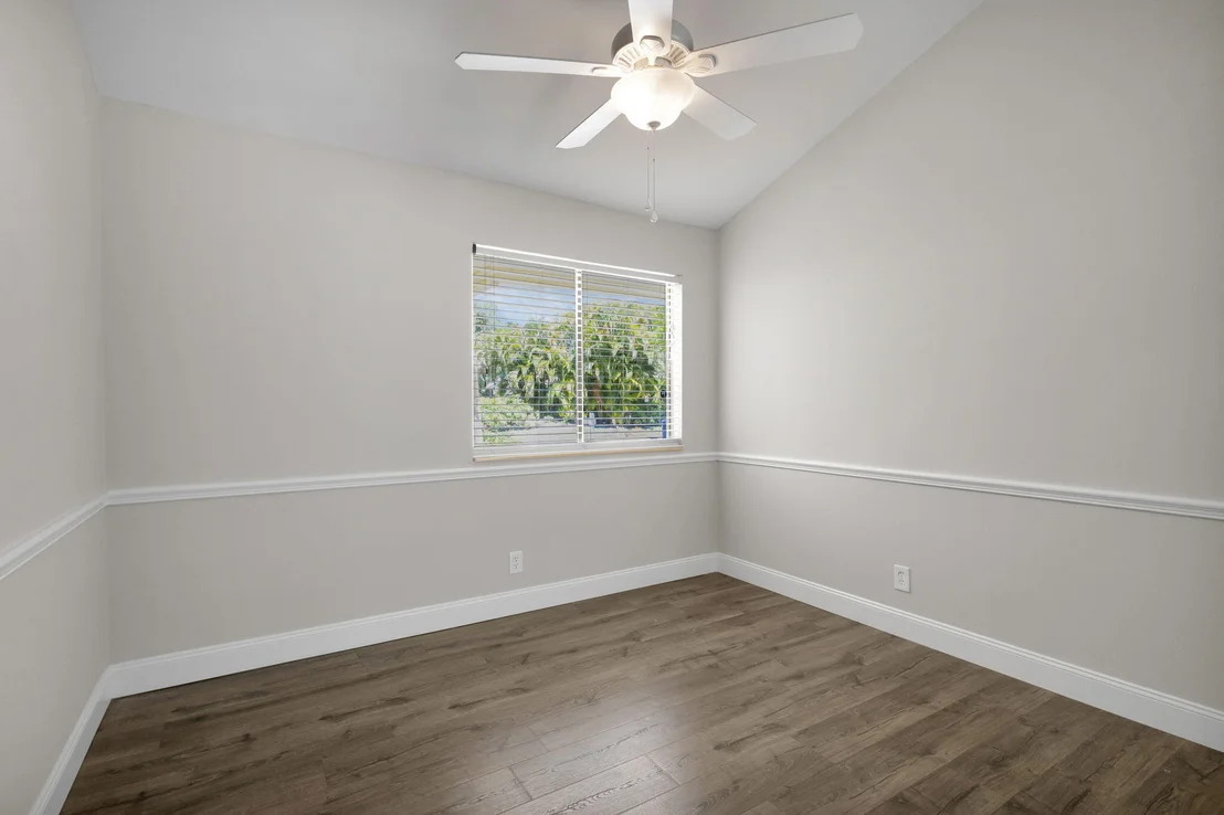 Photo of 120 Bayberry Circle