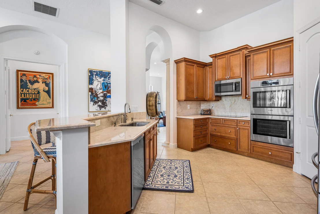 Photo of 8179 Valhalla Drive