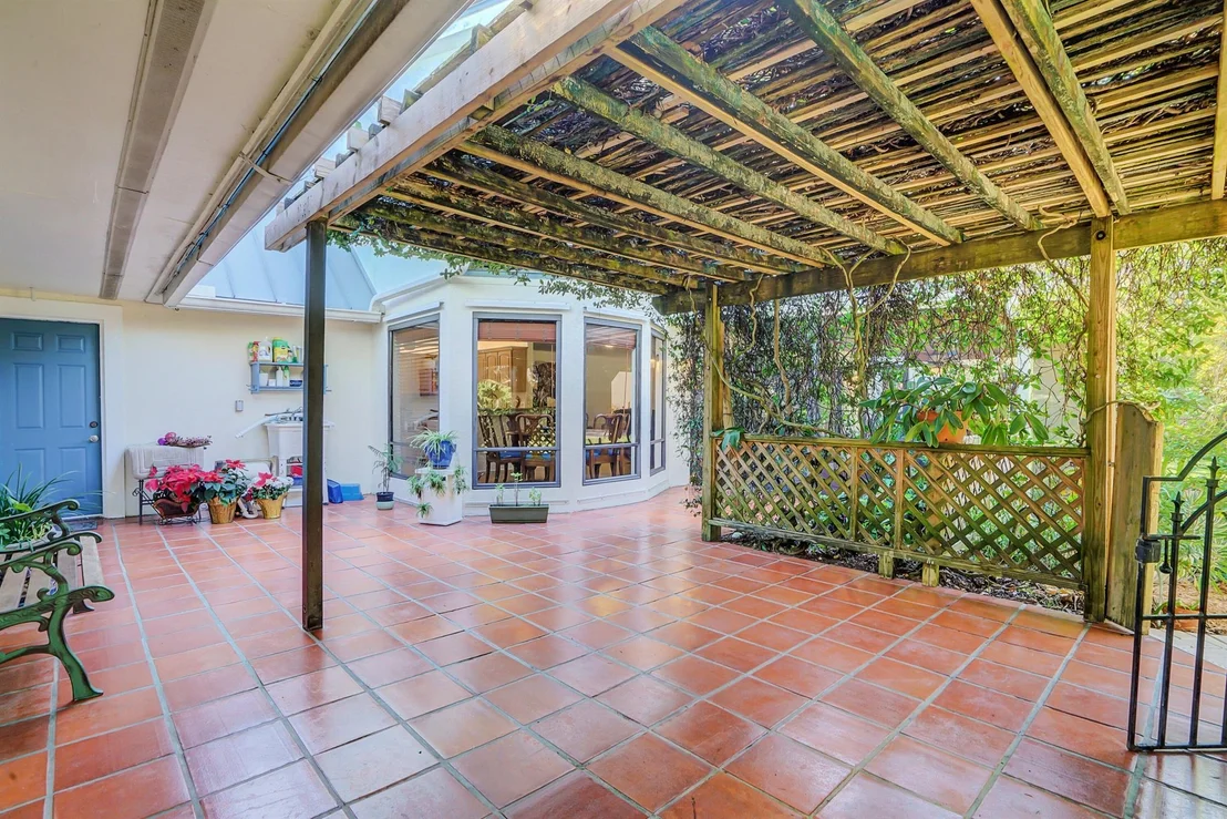 Photo of 18801 Falcon Way