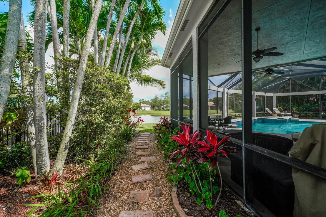 Photo of 17247 Gulf Pine Circle