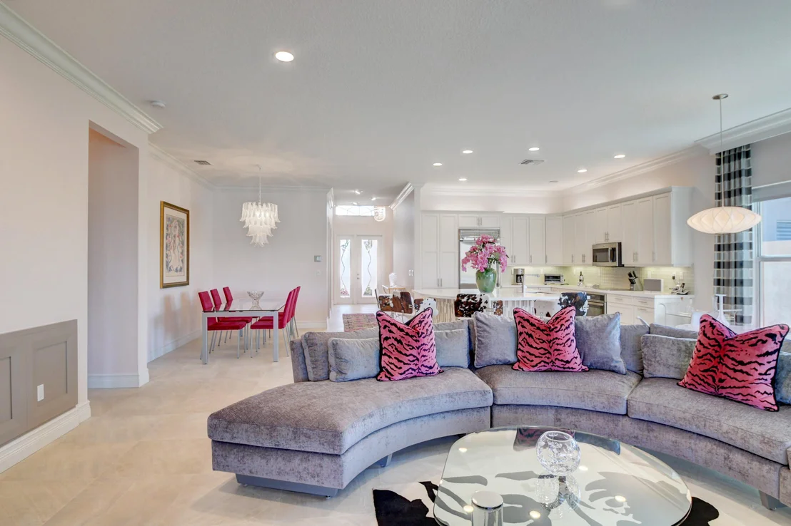 Photo of 12408 Cascade Valley Lane