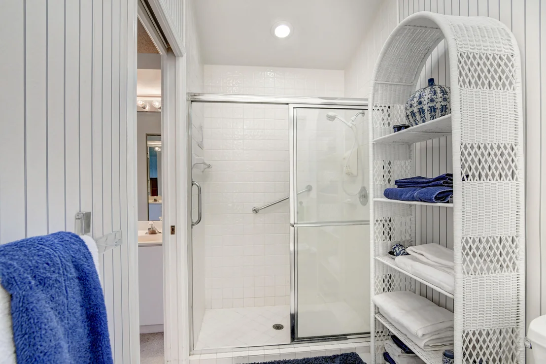 Photo of 6089 Bay Isles Drive