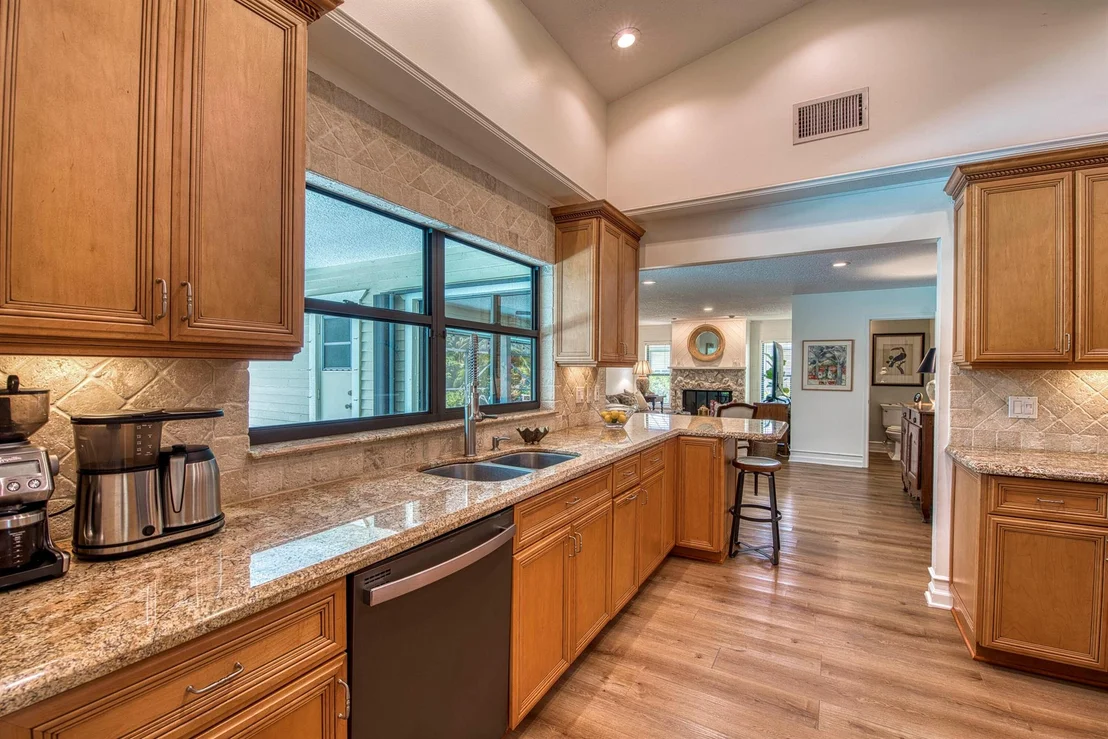 Photo of 18402 Lake Bend Drive