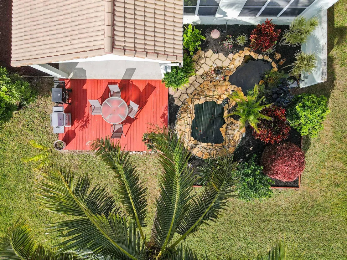 Photo of 9520 Lago Drive