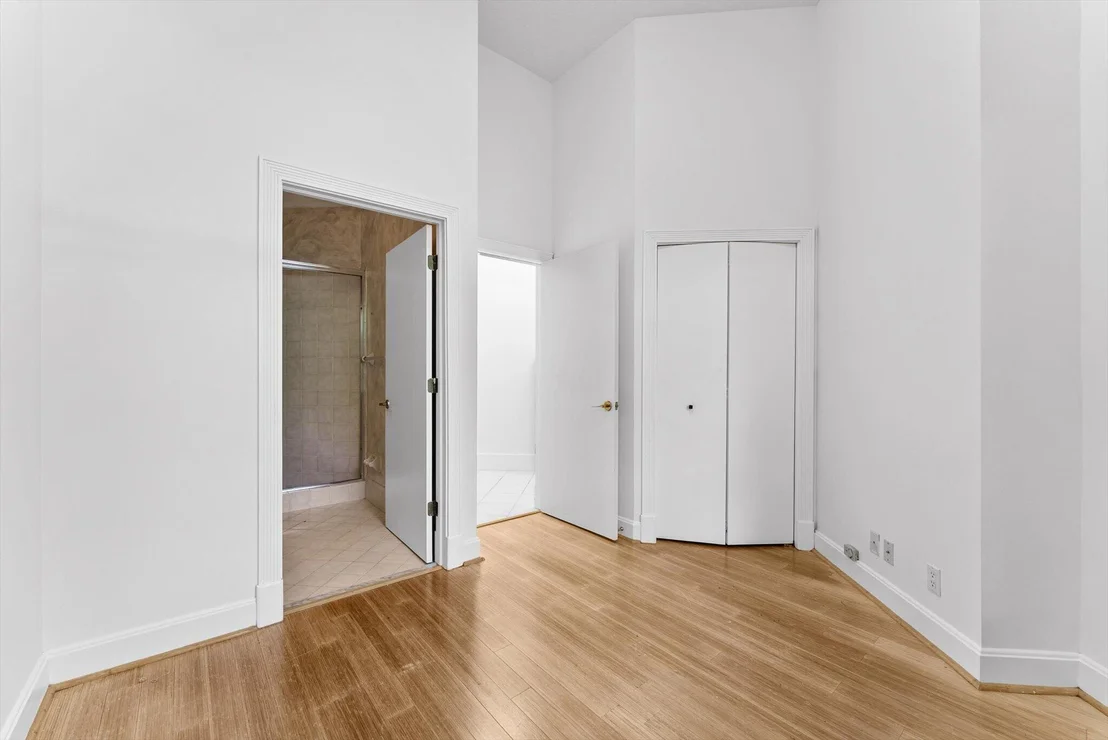 Photo of 7876 Mandarin Drive