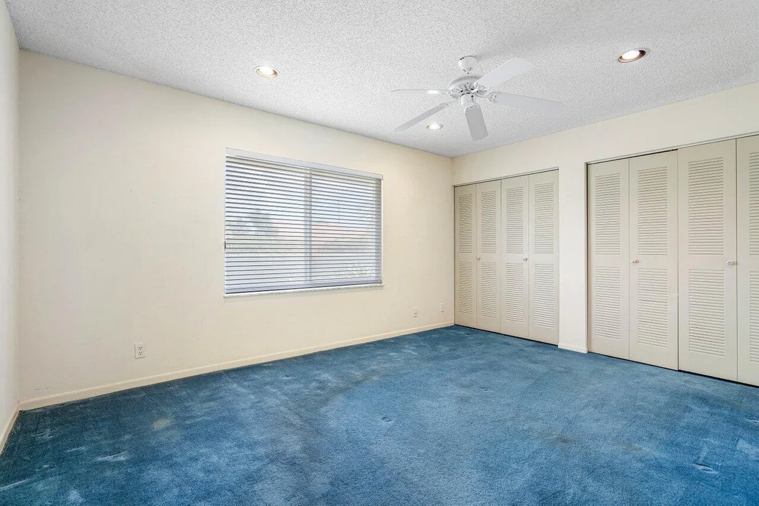 Photo of 9439 Sun Pointe Drive