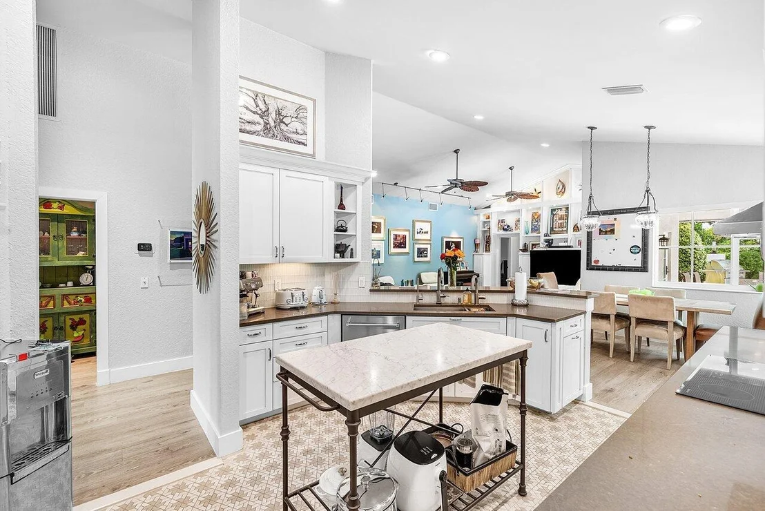 Photo of 3010 Hampton Circle