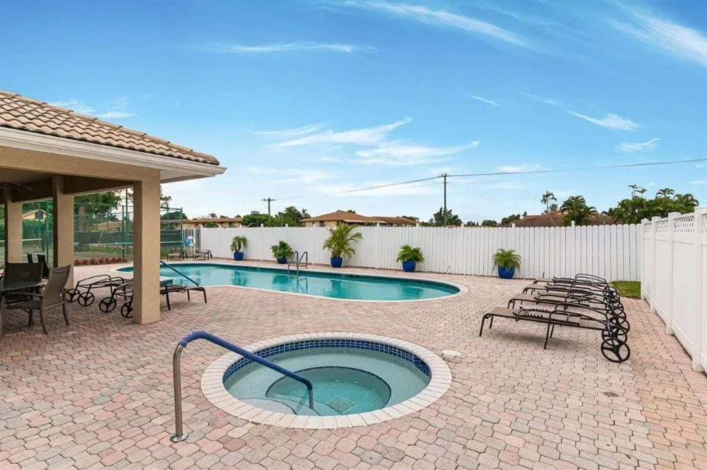 Photo of 5211 Grande Palm Circle