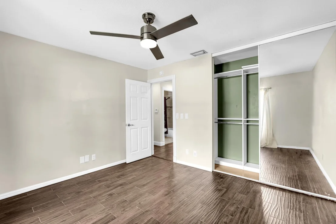 Photo of 23 BAYTREE Circle