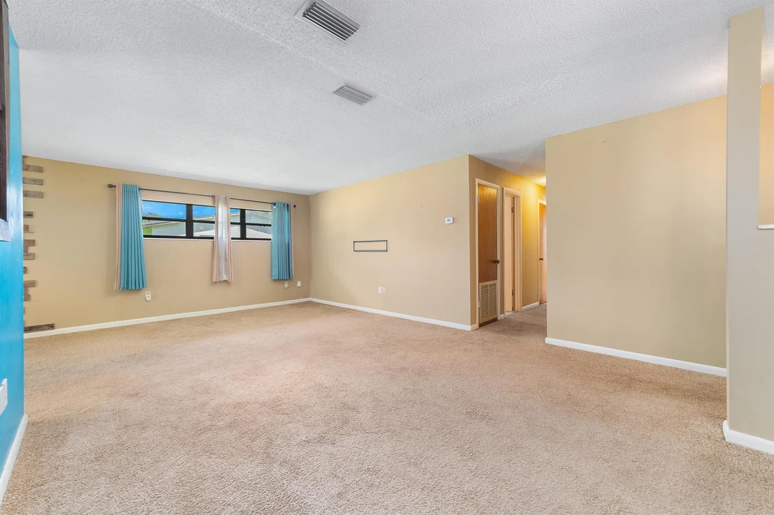 Photo of 3007 Summit Street