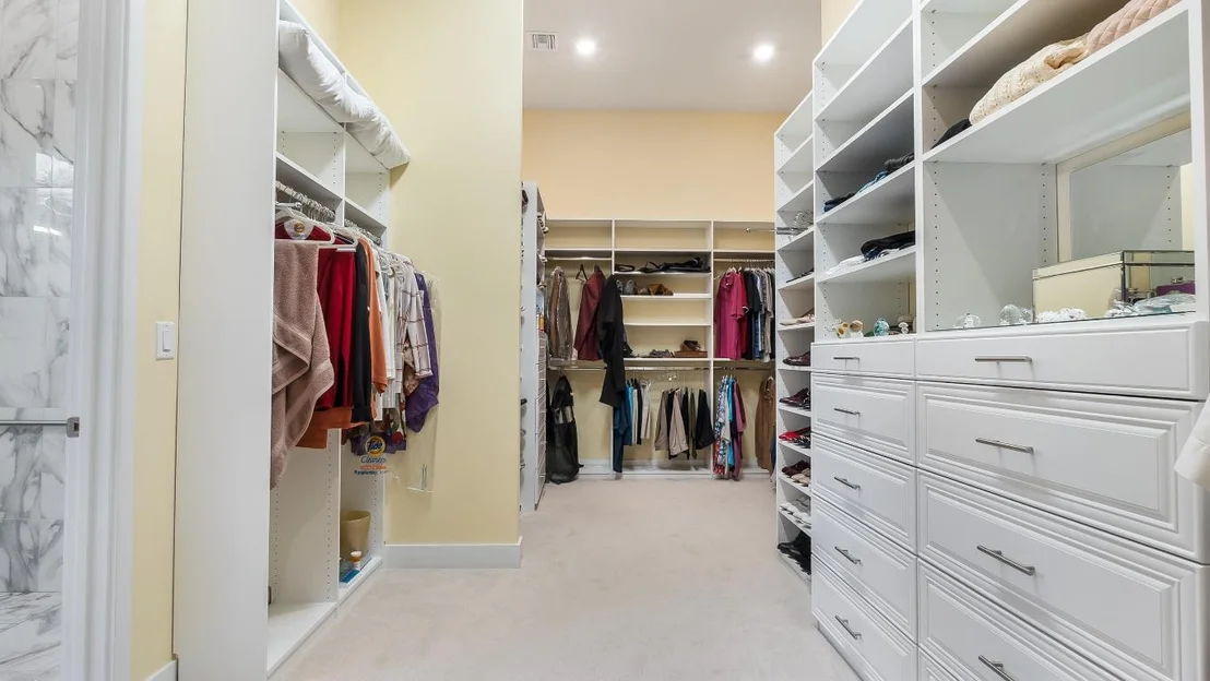 Photo of 7690 Cavern Lane