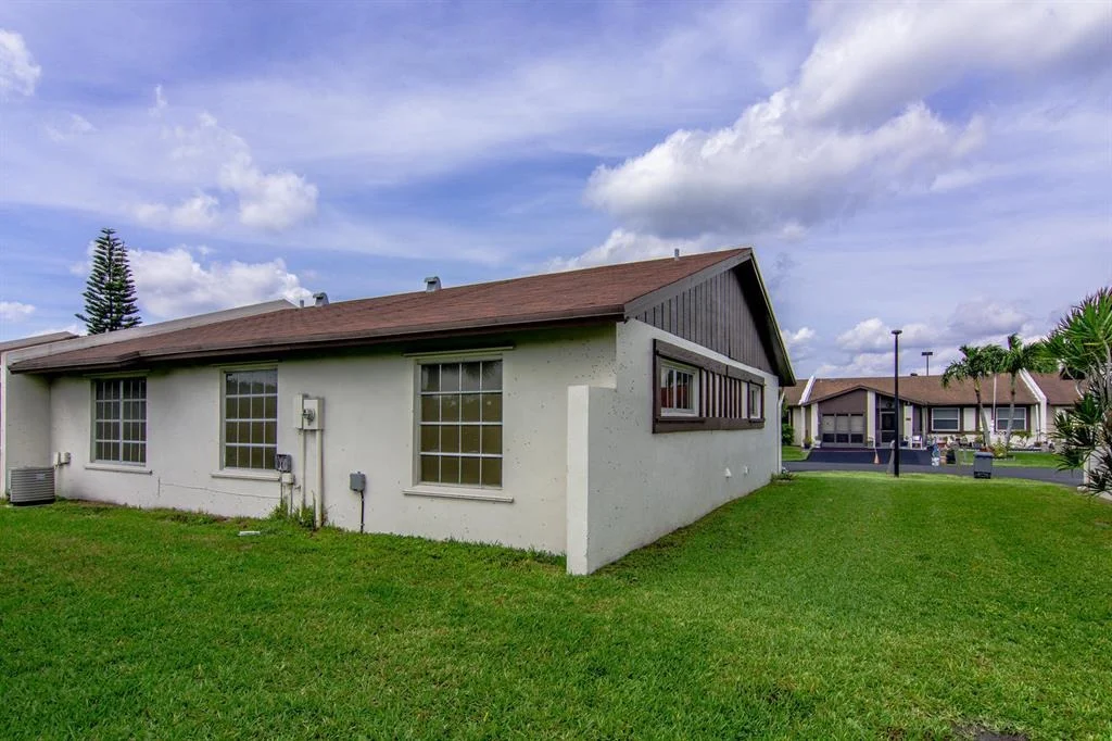 Photo of 15668 Bottlebrush Circle