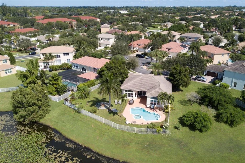 Photo of 6032 Indian Forest Circle