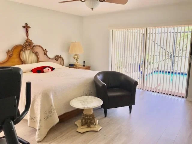 Photo of 4018 NW 73rd Avenue