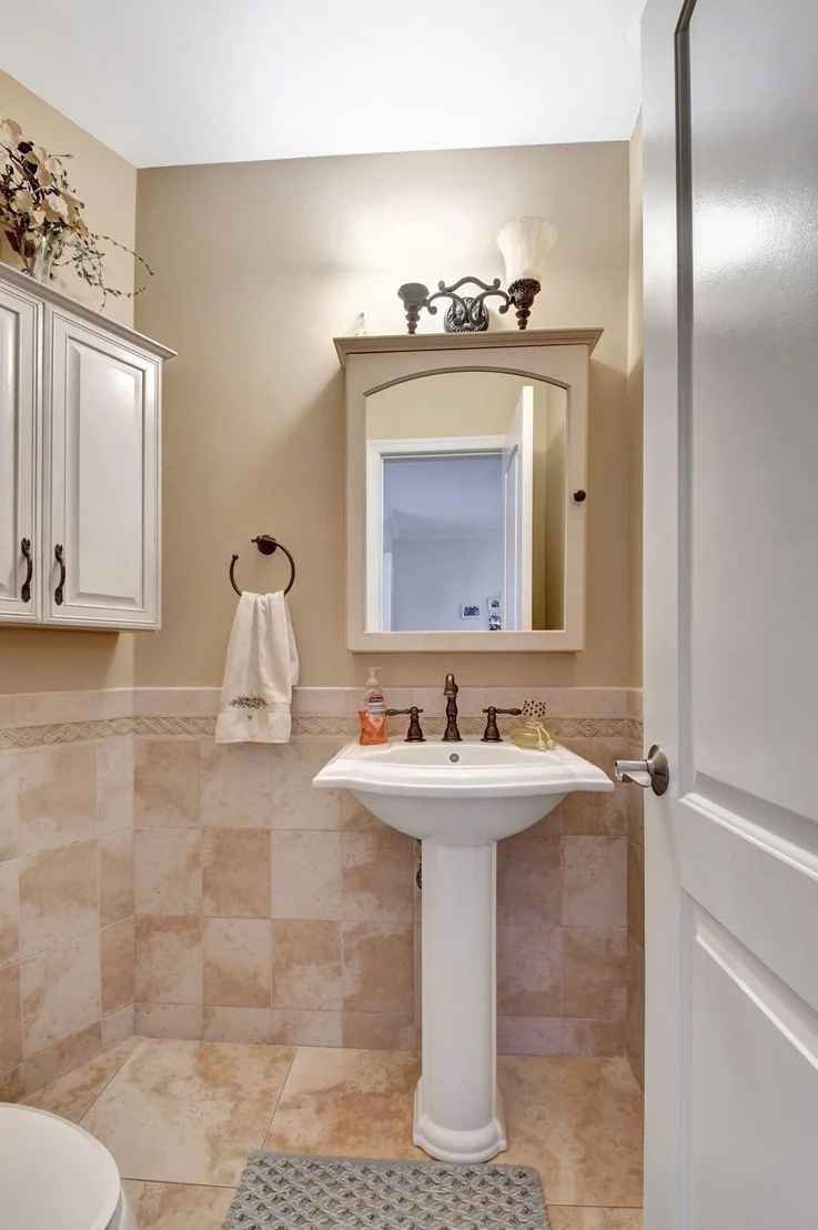 Photo of 3307 Lakeview Drive