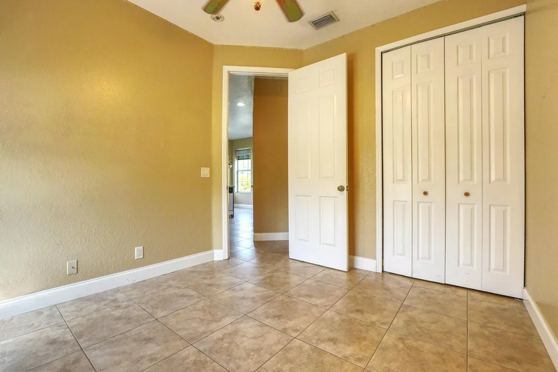 Photo of 1550 C Road