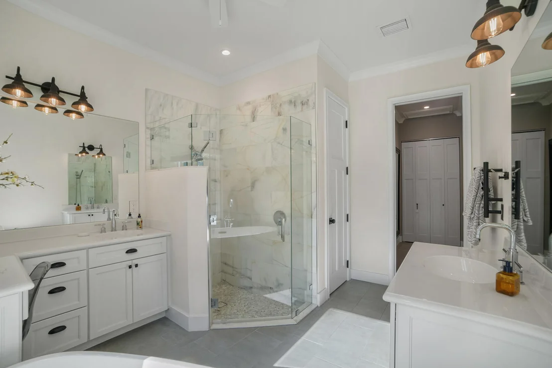 Photo of 9010 Valley Oak Place