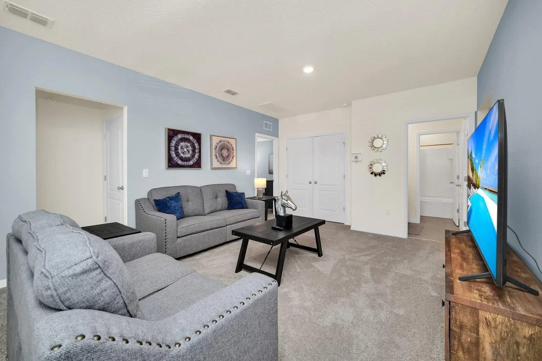 Photo of 7656 Oakmoss Loop