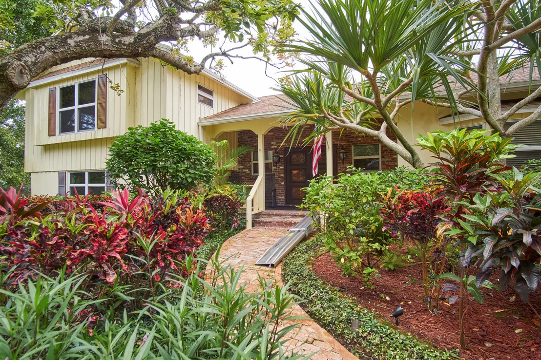 Photo of 3860 Lone Pine Road