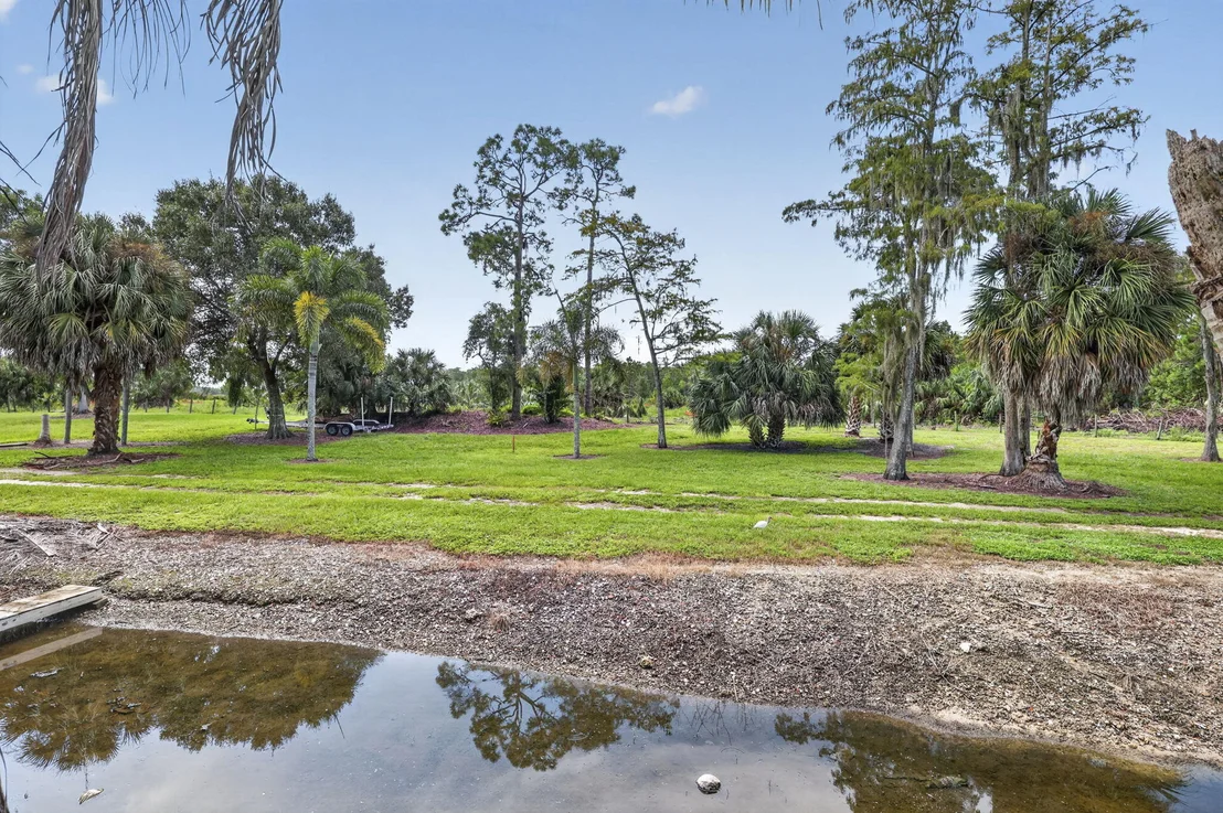 Photo of 10920 Barn Road