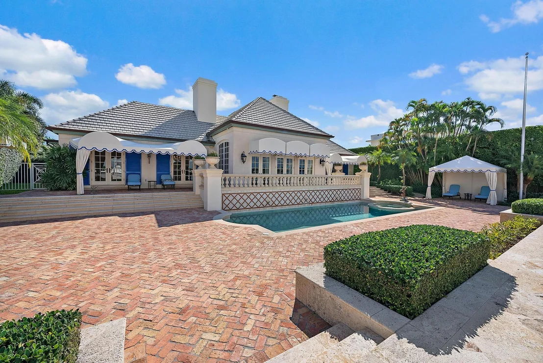 Photo of 751 Island Drive