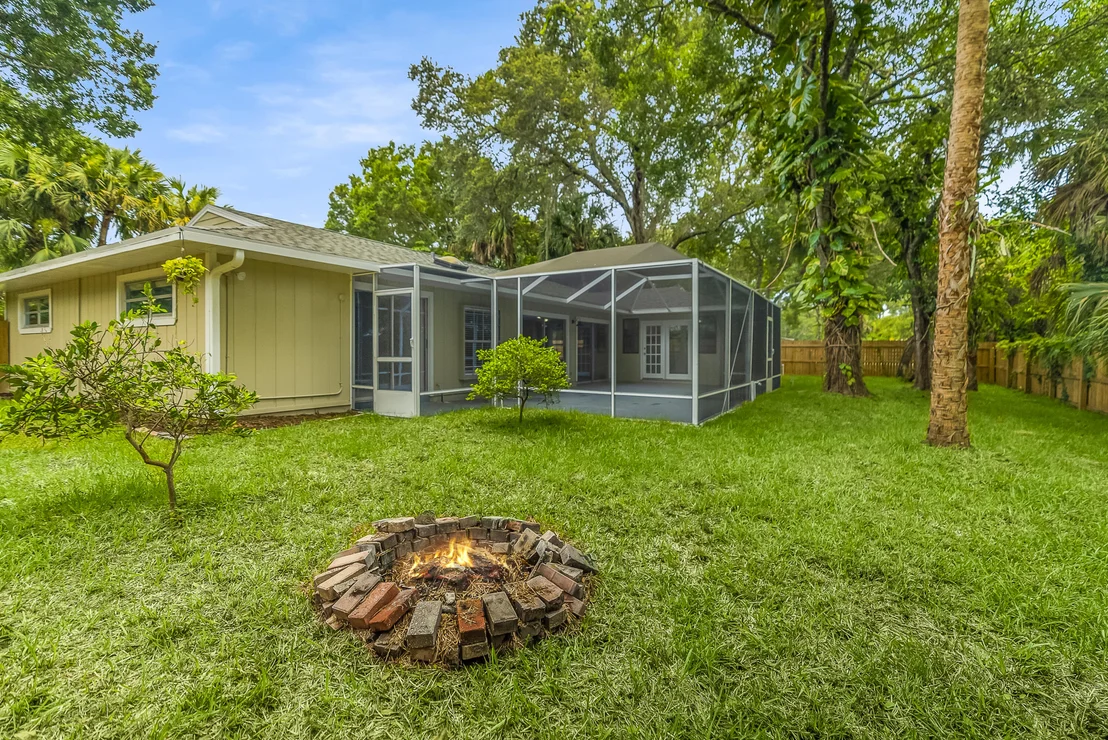 Photo of 7202 Arthurs Road