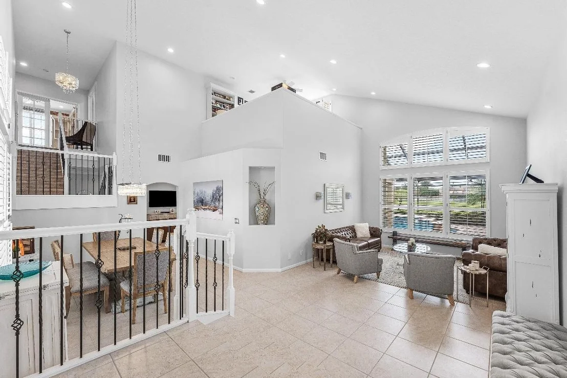Photo of 6092 Indian Forest Circle