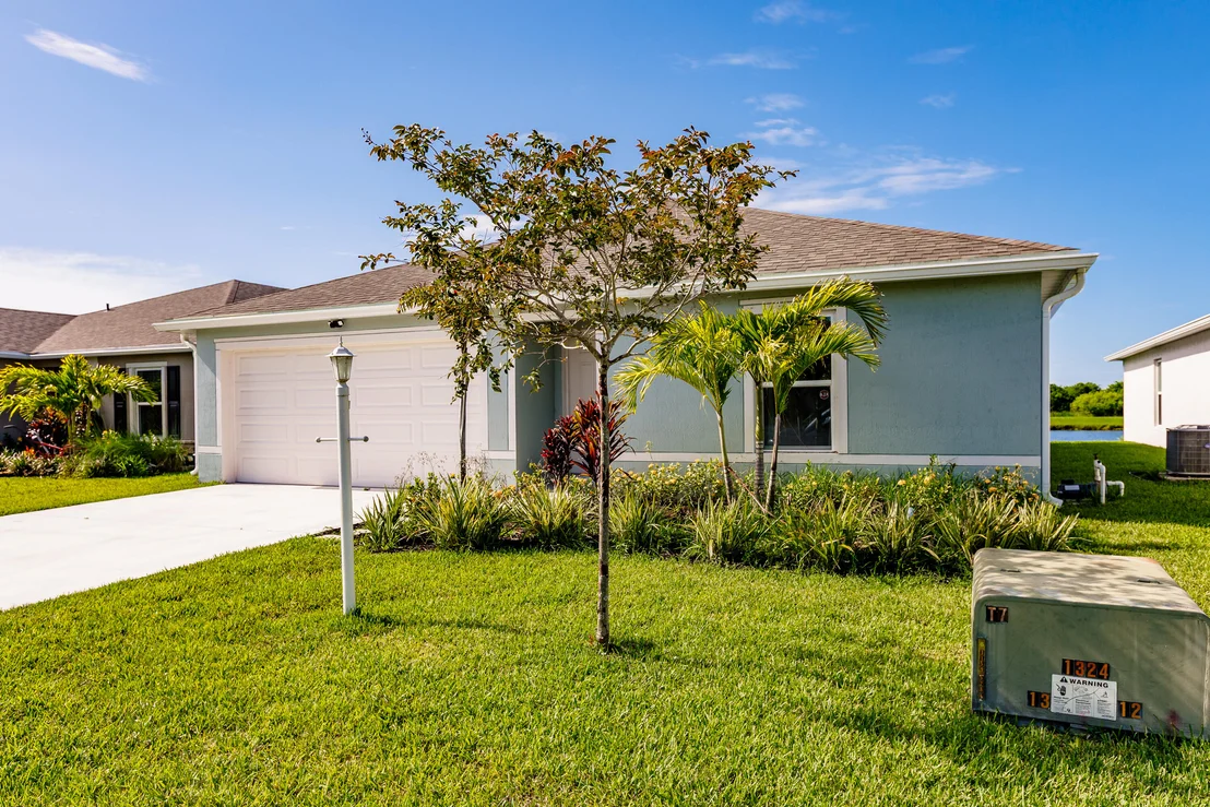 Photo of 744 SE 25th Drive
