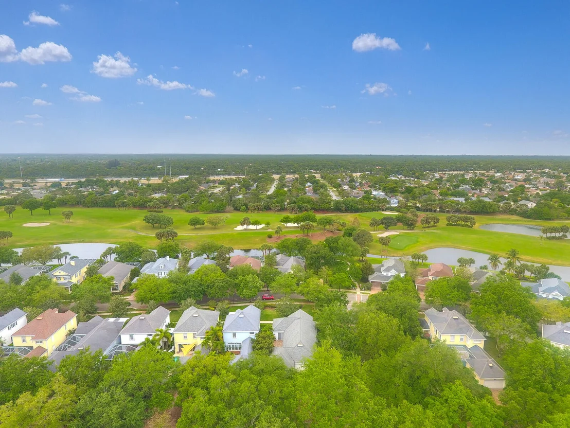 Photo of 179 Barbados Drive