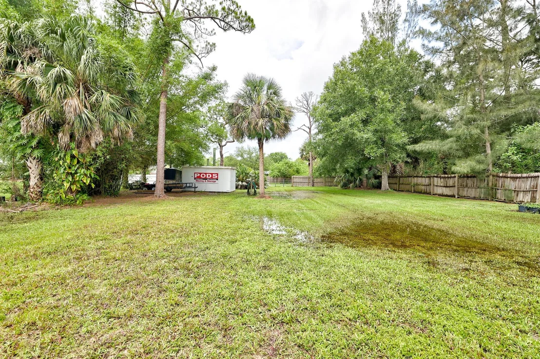 Photo of 8680 Moco Lane