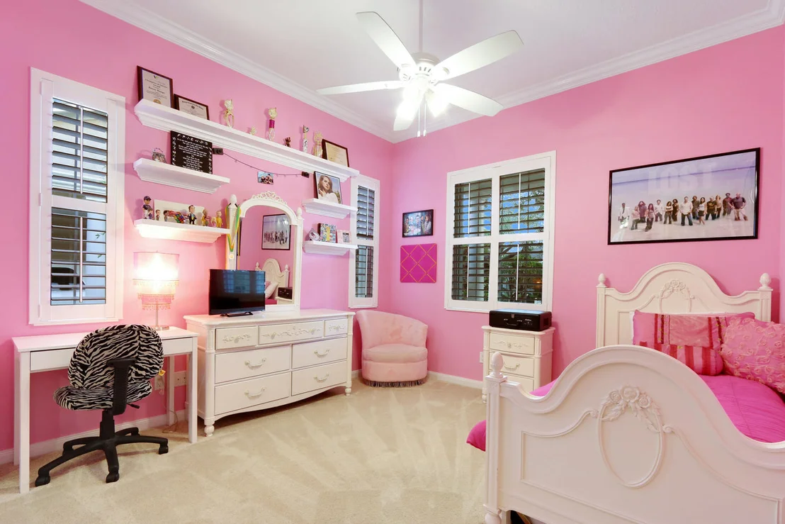 Photo of 1719 W Community Drive