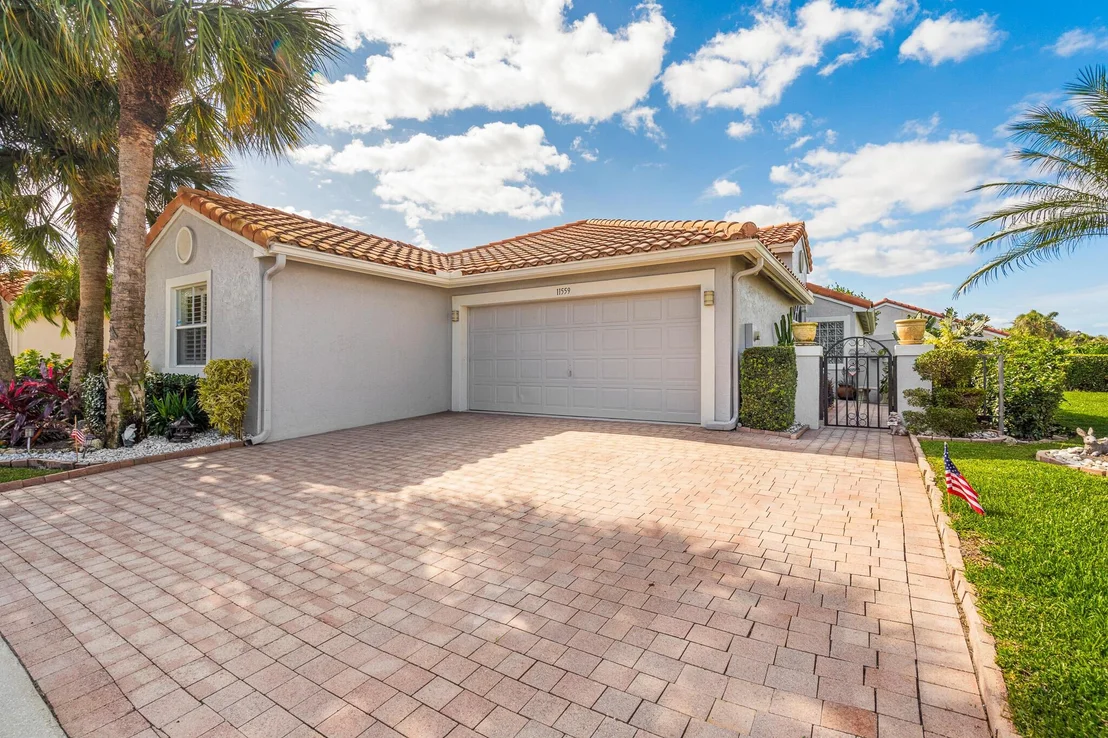 Photo of 11559 Colonnade Drive