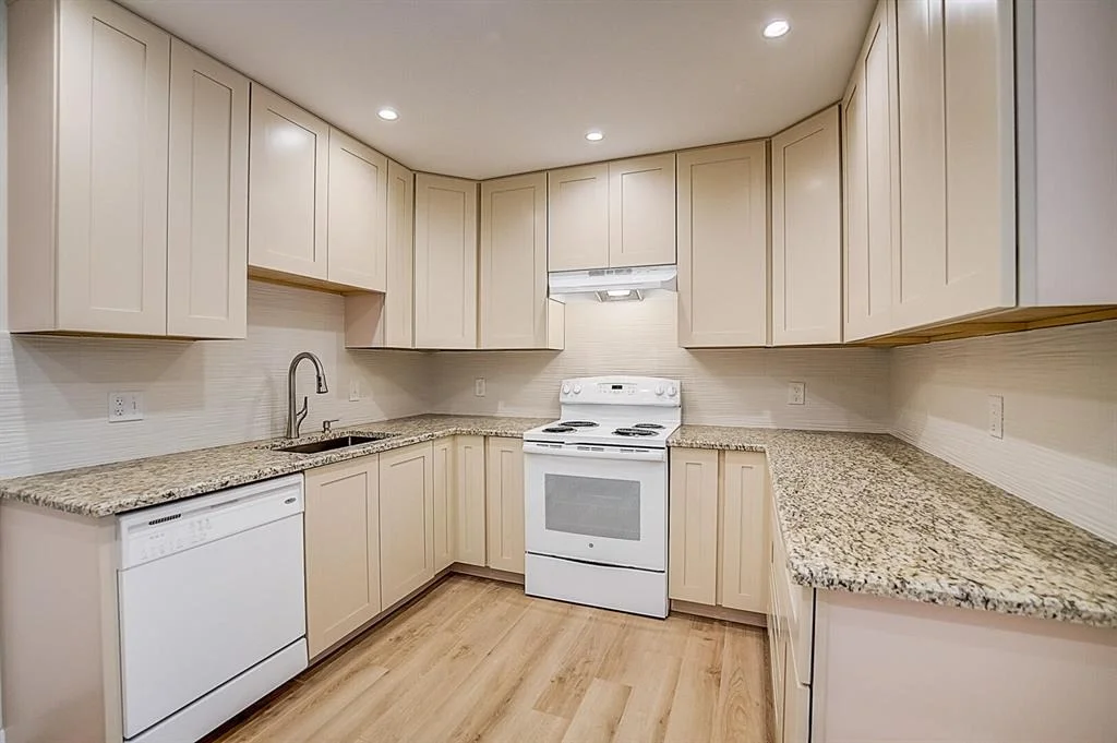 Photo of 6817 Eastview Drive