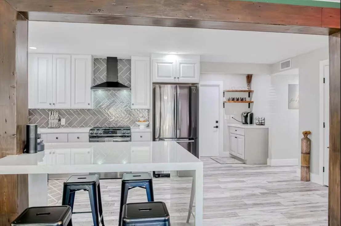Photo of 706 Sunset Road